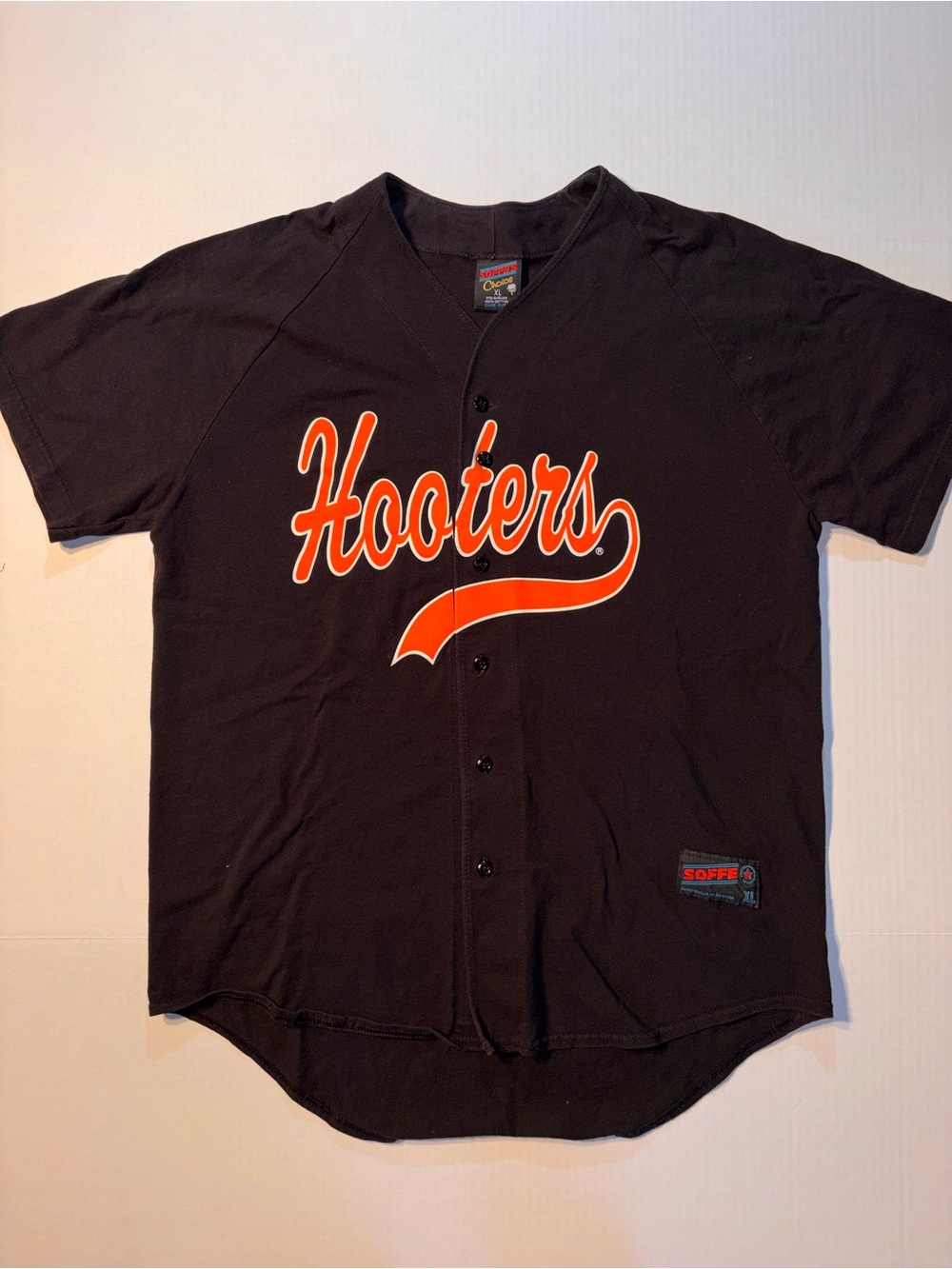 Vtg Soffe Hooters 90’s USA Black Cotton Baseball Jersey Sz XL